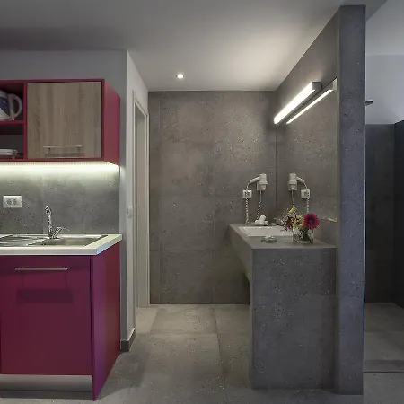 Hotel de apartamente Luxury 2*
